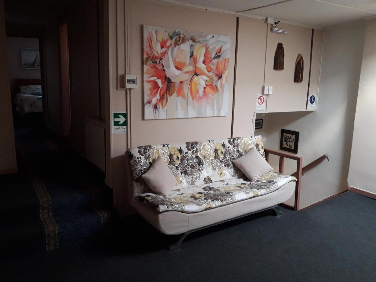 Hostal Torres Del Paine 2 Punta Arenas Eksteriør billede